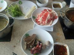 -爱伲牛肉火锅自助(景洪店)