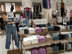 -优衣库(广州天河领展广场店)