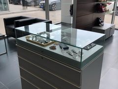 -河北盛世之星奔驰4S店(赵佗公园店)