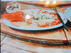 蒜蓉蒸波士顿龙虾-森谷美食公园(杨行店)