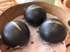 -上海虹桥君丽假日酒店(娄山关路地铁站店)