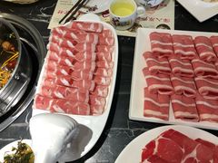 -何鲜菇火锅(大营盘店)