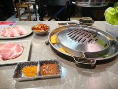 -哈哈碳都·牛肋条无限自助烤肉(台江万达店)