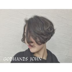 -God Hands发型设计复古会所