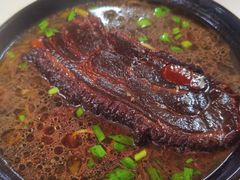 -小龙大肉面馆