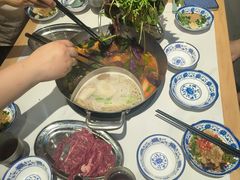 -王奋斗贵州酸汤牛肉火锅