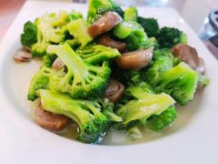 草菇西兰花-烤肉宛饭庄(南礼士路店)