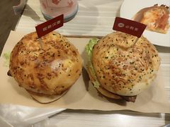 -必胜客(绿地新都会店)