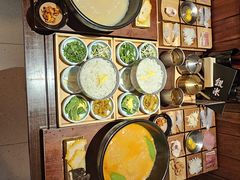 -银米·云南传统过桥米线(双廊黑金冠店)