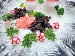 -雪乡人家东北菜·铁锅炖一切(高斯路店)
