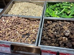 -琦王花生(中央商场店)