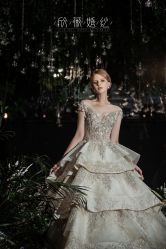 -欣薇婚纱(新源乐汇城店)