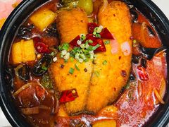 -渝是乎花花椒椒与酸菜鱼(大兴绿地缤纷城店)