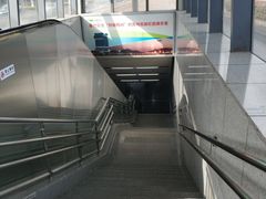 -高新区有轨电车1号线嘉陵江路站