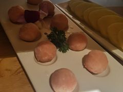 手打芝士海虾丸-蓉客成都火锅·招牌麻辣牛杂·特色香辣蹄花(凌水店)