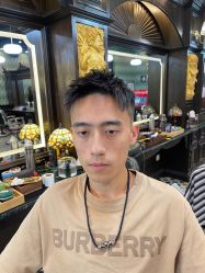 -海文先生国潮烫染男士理发馆