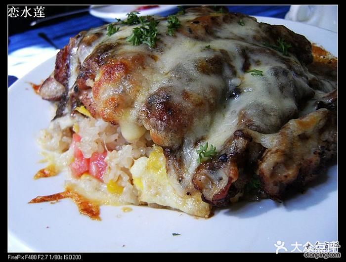 黑椒鸡扒焗饭味道不错