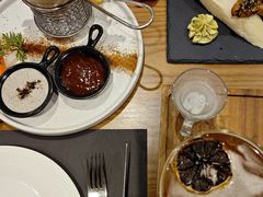 -Mark&Mars Restaurant