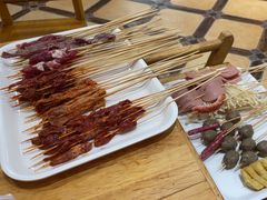 -袁记串串香(泉水轻轨站店)
