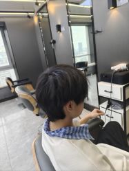 -藤野造型烫发染发