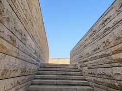 -盘龙城国家考古遗址公园