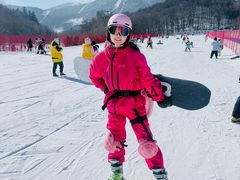 -亚布力新体委滑雪场
