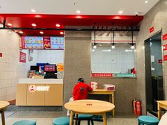 用餐区-塔斯汀中国汉堡(横岗志健广场店)