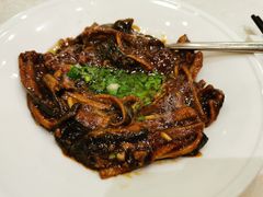 生爆鳝背-梅龙镇酒家(南京西路总店)