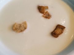 菜花汤-香格里拉鱼跃地中海西餐厅·牛排披萨