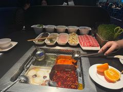 -海底捞火锅智慧餐厅(中骏世界城店)