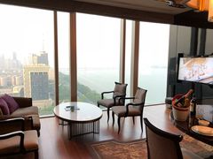 靠窗位-澜亭中餐厅·一线江景·尊蓝豪华精选