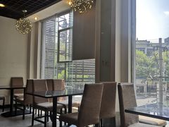 靠窗位-小姨家常菜(昭萍东路店)