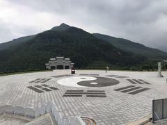 -九鼎铁刹山风景区