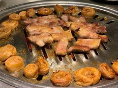 五花肉-韩聚屋韩国烤肉餐厅(新北万达店)