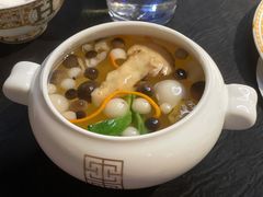 菌菇皇养生汤-荣公子创意菜