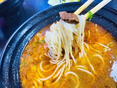 -花溪巷牛肉粉(泉城路店)