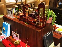 -光海书局(南京东路第一百货店)