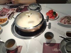 -洪氏嗨捞·广东猪肚鸡·椰子鸡火锅(西咸万象城店)