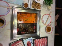 -焱三乐四川火锅店(经纬街店)