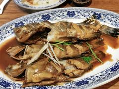 -方国老头包子·39年威海本地老字号•小船海鲜疙瘩汤