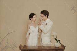 -雨墨婚纱摄影工作室