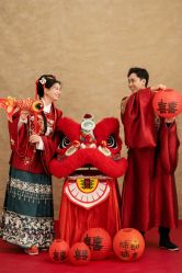 -雪中彩影婚纱摄影·微光艺术中心