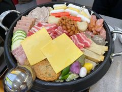 -豚妈妈汤饭·部队锅(南京东路店)