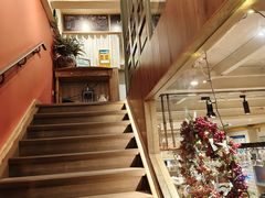 -玛格萝妮比萨屋(陆家浜路店)