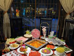 -二荆条·蜀鲜汇城市森林火锅