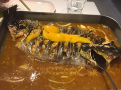 酸辣果趣清江鱼-鱼酷活鱼烤鱼(恒隆广场店)