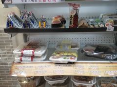 -全家便利店(洛川东路店)