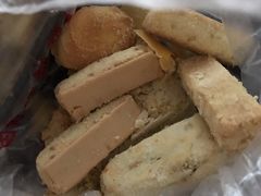 -爱德顺糕点食屋(利民道店)