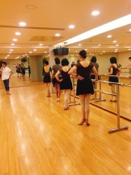 -白珂舞蹈教室