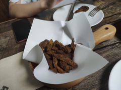 -HIGH FIVE哈福手工汉堡(桂林路店)